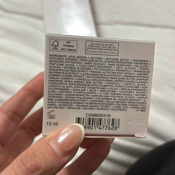 Dior capture totale La creme yeux 15 ml - Picture 2 of 5